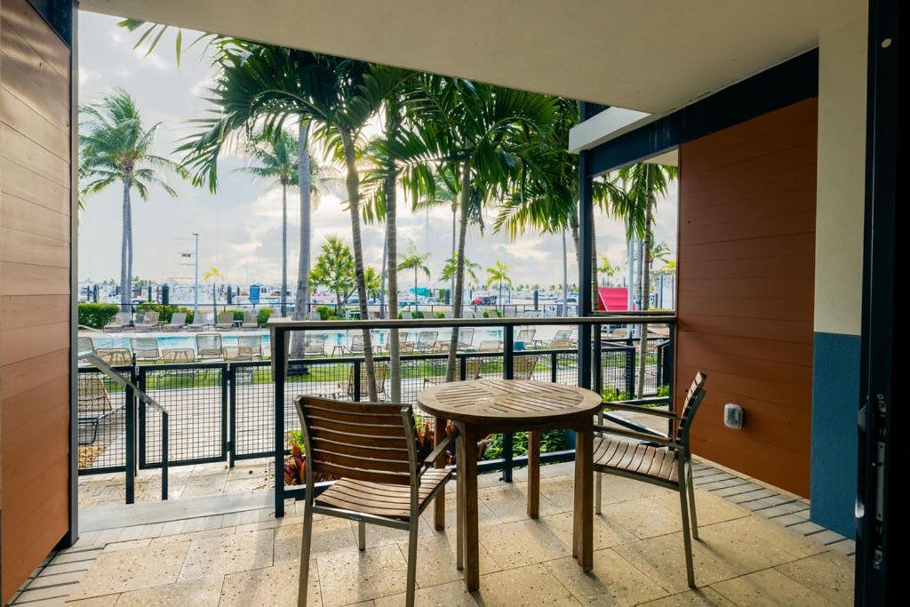 The Perry Hotel & Marina Key West Stock Island Exterior foto